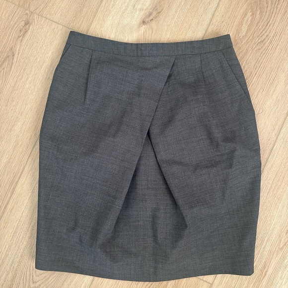 Babaton Gray Pleated Pencil Skirt - Picture 1 of 3